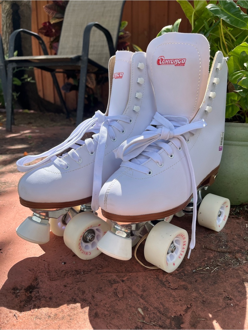 Quad Chicago white skates